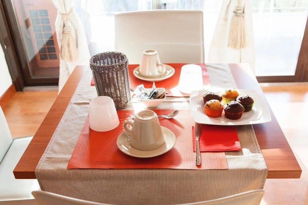 I Salici Bed & Breakfast บาซิลิโอ ภายนอก รูปภาพ